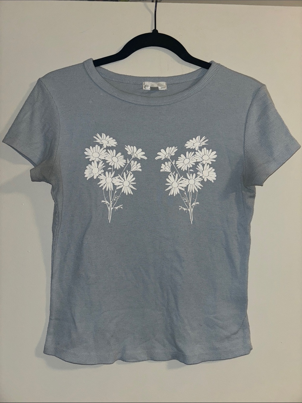 Light Blue Daisy Graphic Ribbed Tee